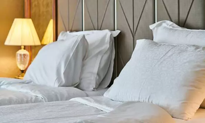 Escapada en ciudad: caja regalo para 2 con 1 noche, desayuno y extra