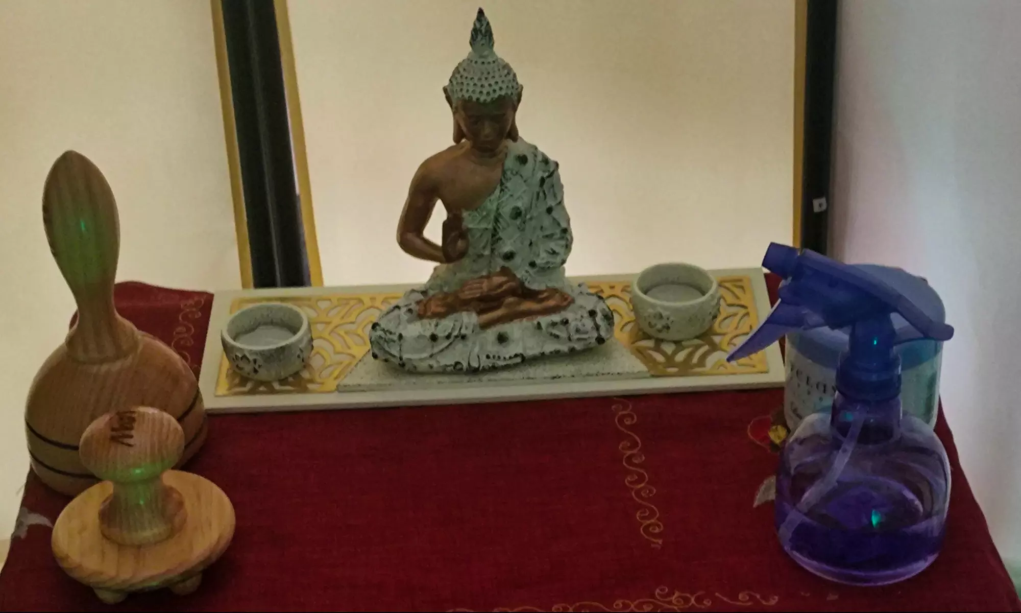 Experimenta la tranquilidad total con masajes y aceites esenciales