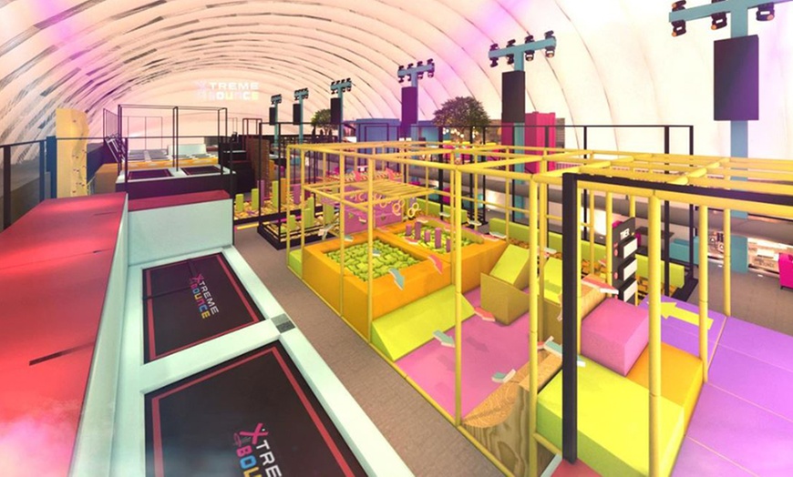 Image 3: Trampoline Park Entry