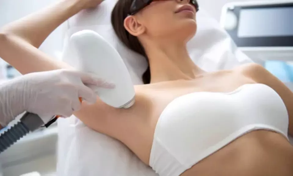 1 o 3 sesiones de depilación con láser SHR en zona a elegir