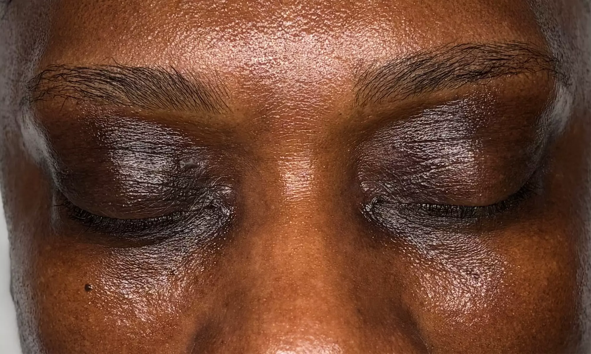 One or Three Eyebrow Tinting Sessions for Fuller Brows
