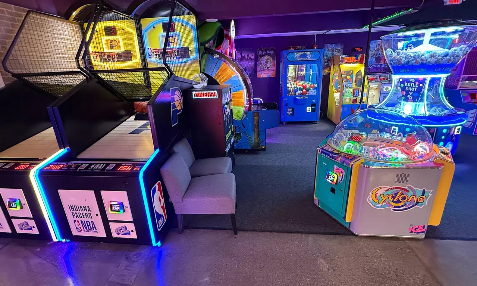 One-Hr Unlimited Arcade Play for One to Four with Free Experience