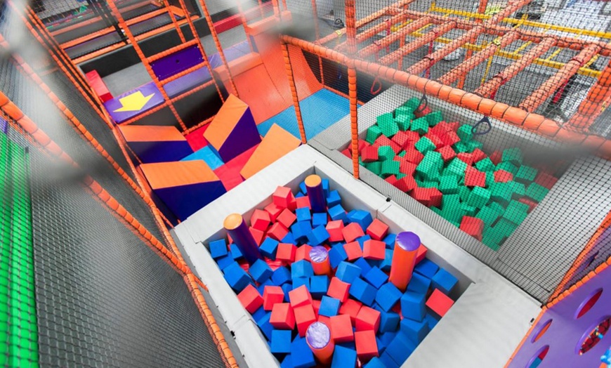 Image 6: Trampoline Park Entry