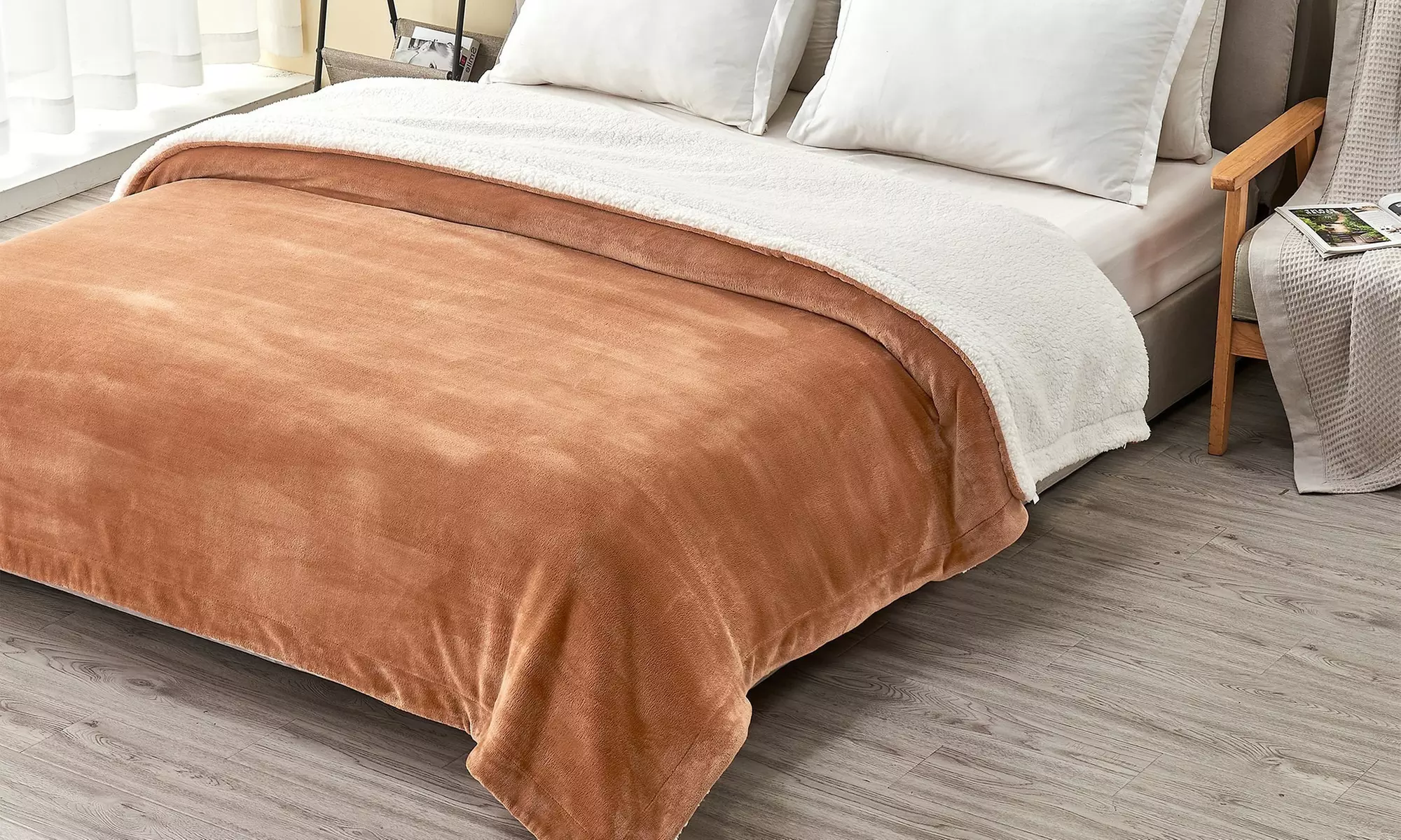 Cozy Plush Velvet & Sherpa Reversible Throw Blanket