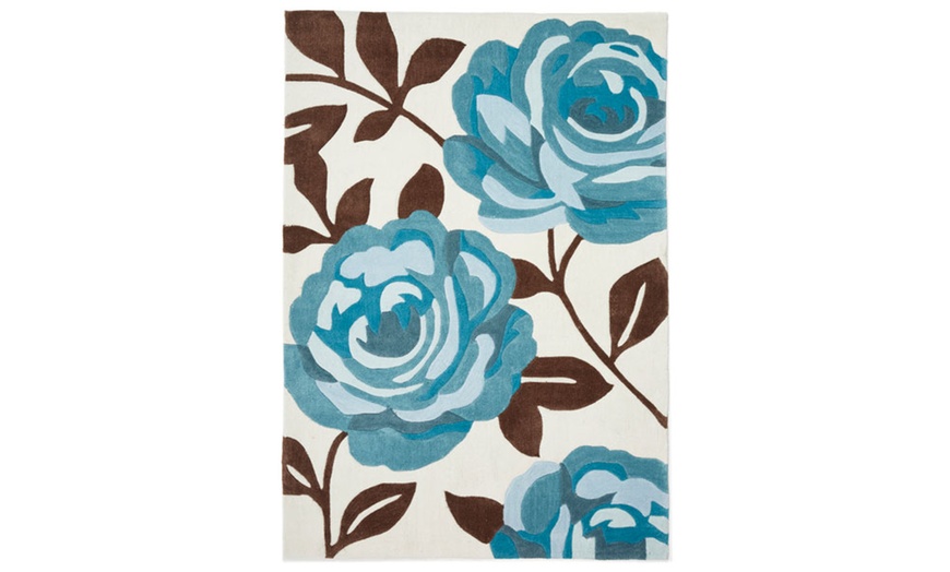 Image 5: Rose-Patterned Hand-Tufted Rug 