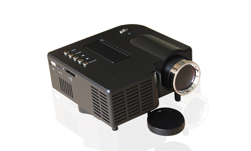 Image 6: LED Projector