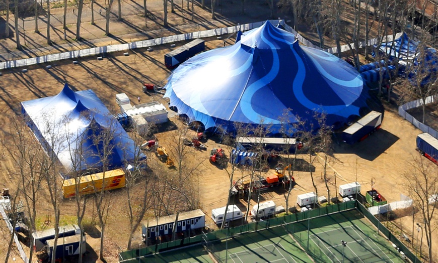 Image 4: Entrada al Festival Internacional del Circo Elefant d’Or 