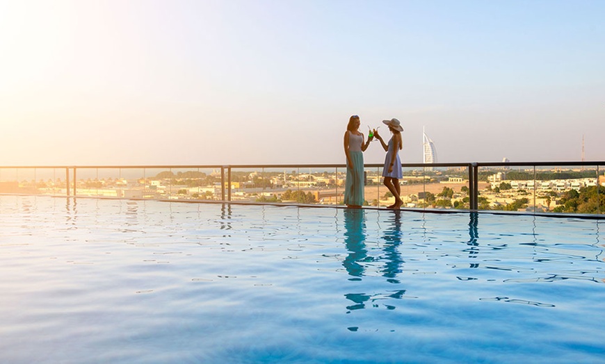 Image 4: Pool and Fitness Facilities Access at Pool Bar at 4* Two Seasons Hotel