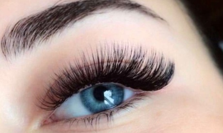 Extension de cils, méthode cils à cils, 2D, 3D, volume Américain ou Russe dès 34,90 € à l'institut Beauty Atelier