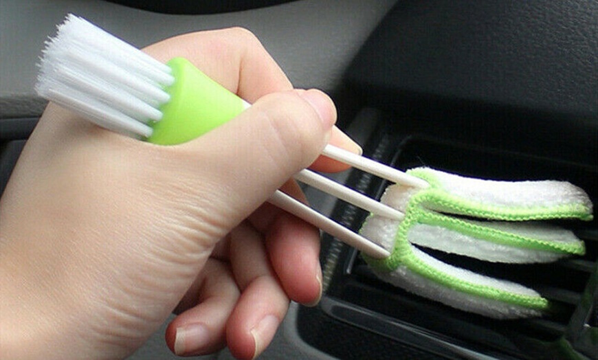 Image 3: Double-Headed Cleaning Brush