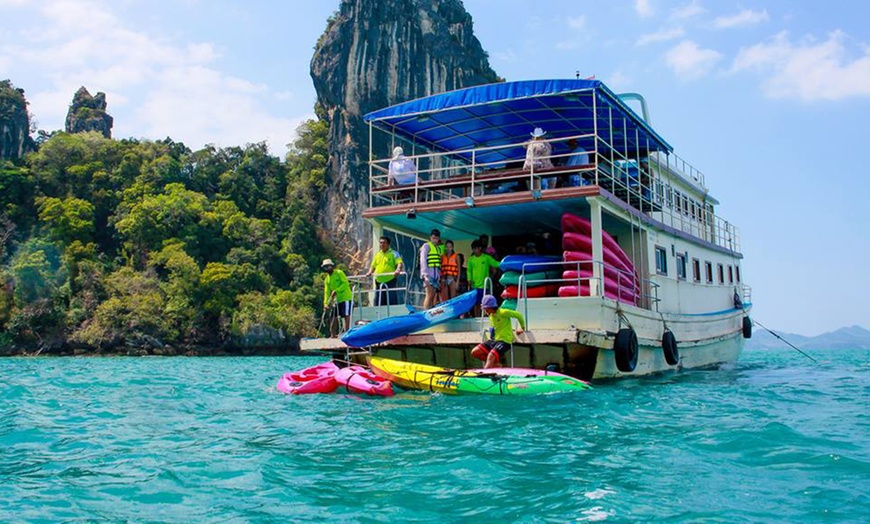 Image 3: Phuket: James Bond Island Tour