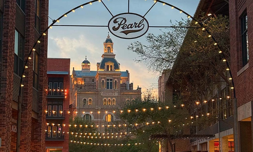 Image 7: One or Two Day Tour by Old Town Trolley Tours Of San Antonio