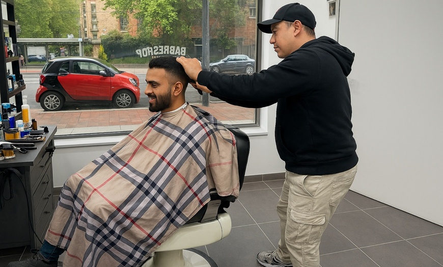 Image 3: Forfait coiffure et barbe pour homme à Kahili