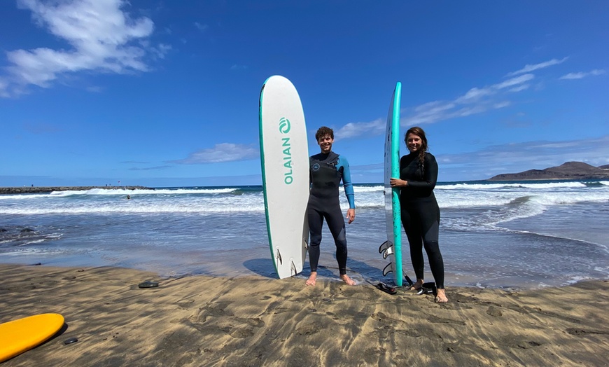 Image 6: Clase de surf para 1 o 2 personas con On Waves Surf