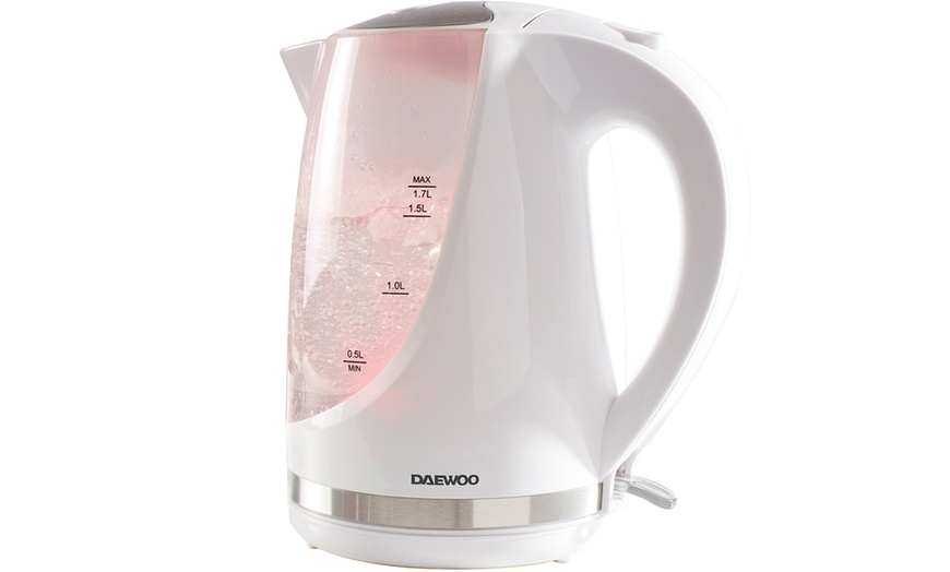 Image 5: Daewoo Colour-Changing Kettle