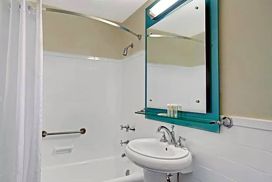 Member-Only Deal: The New Yorker Hotel by Lotte Hotels