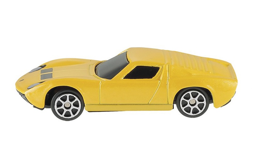 Image 4: Maisto Die-Cast Car Gift Set