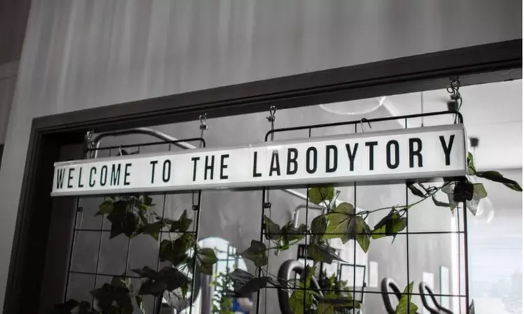 Chin Fat Freezing or HIFU Session