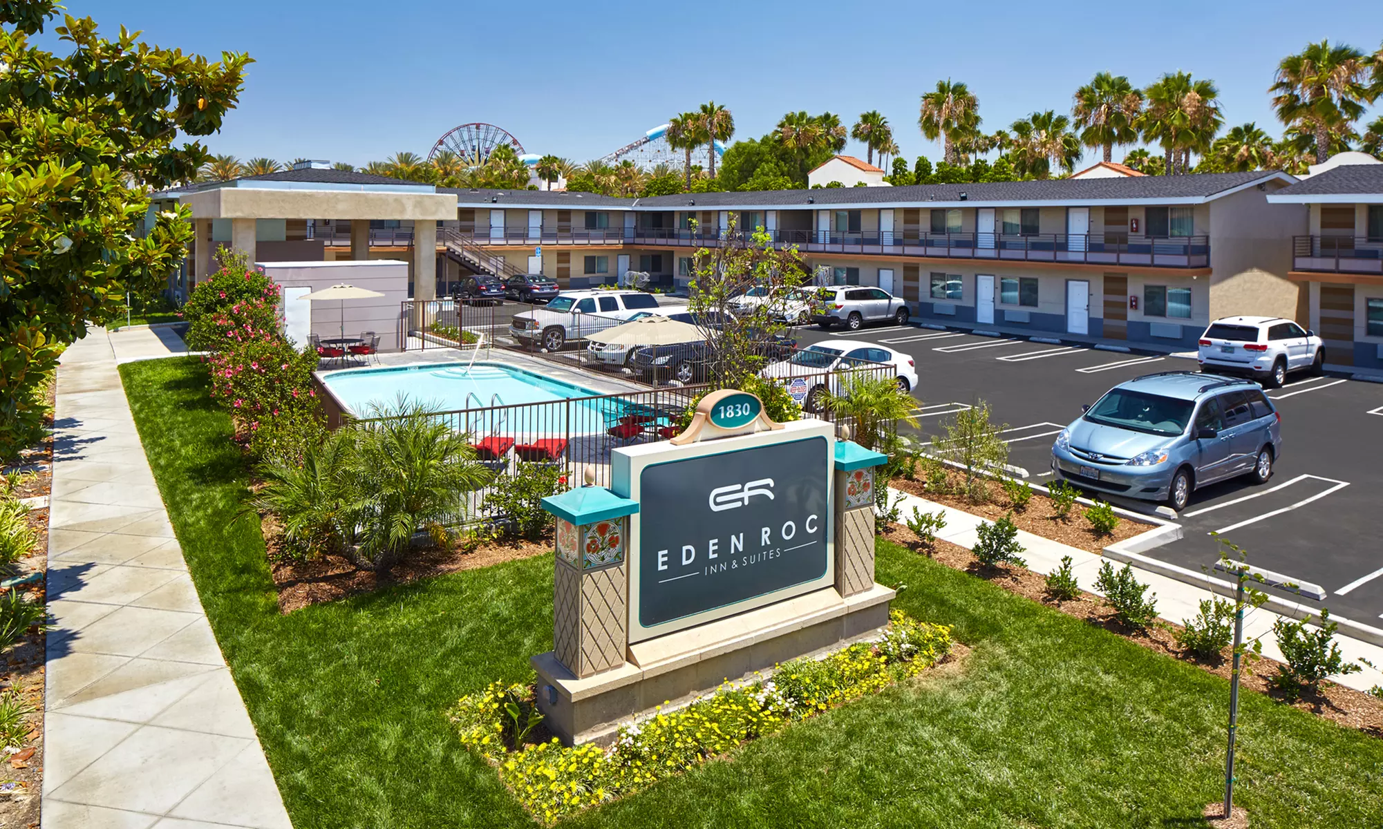 Members Only: Hotel Near Anaheim Convention Center With Pool & Wi-Fi