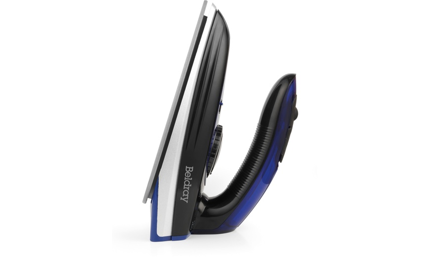 Image 6: Beldray Compact Travel Iron