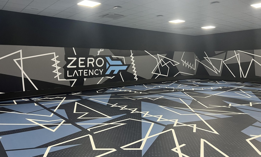 Image 2: Experiencia de realidad virtual de 30 minutos en Zero Latency L'Eliana