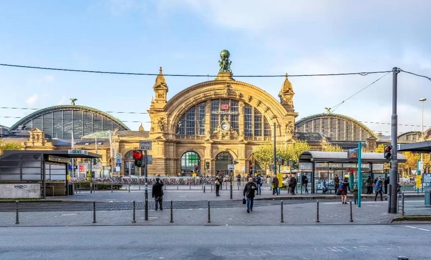 Image 14: Frankfurt: Komfort-Doppelzimmer mit Frühstück