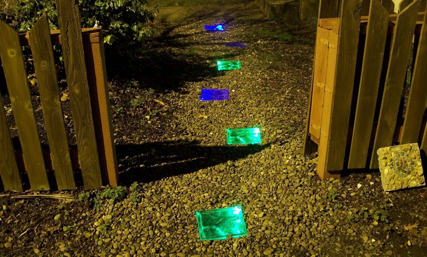 Image 5: Solar Glass Brick LED Light