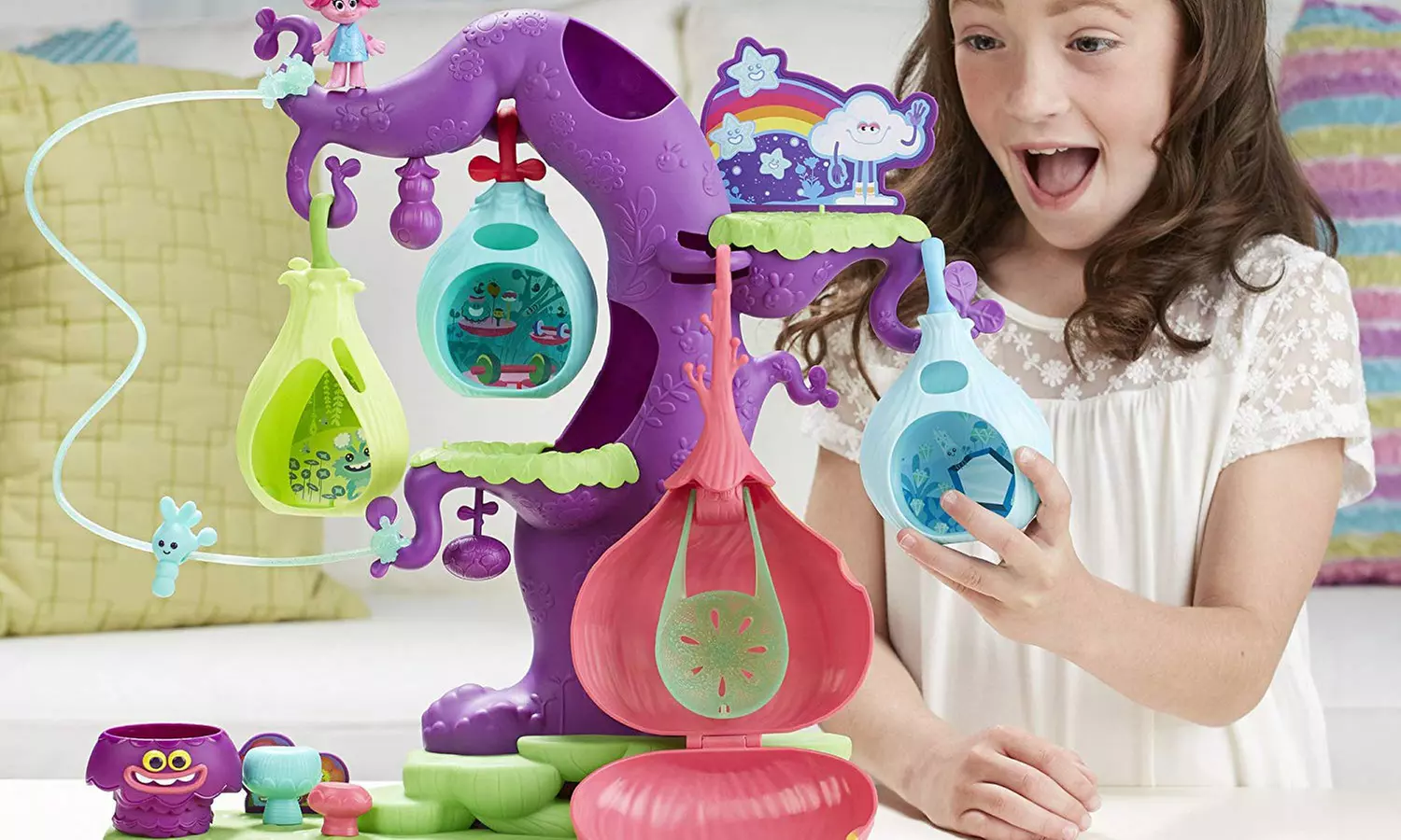 Plateau de jeu arbre des trolls Hasbro avec figurine Poppy - Primary Image