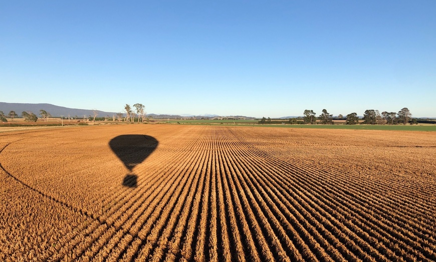 Image 4: Midweek Hot Air Balloon Flight