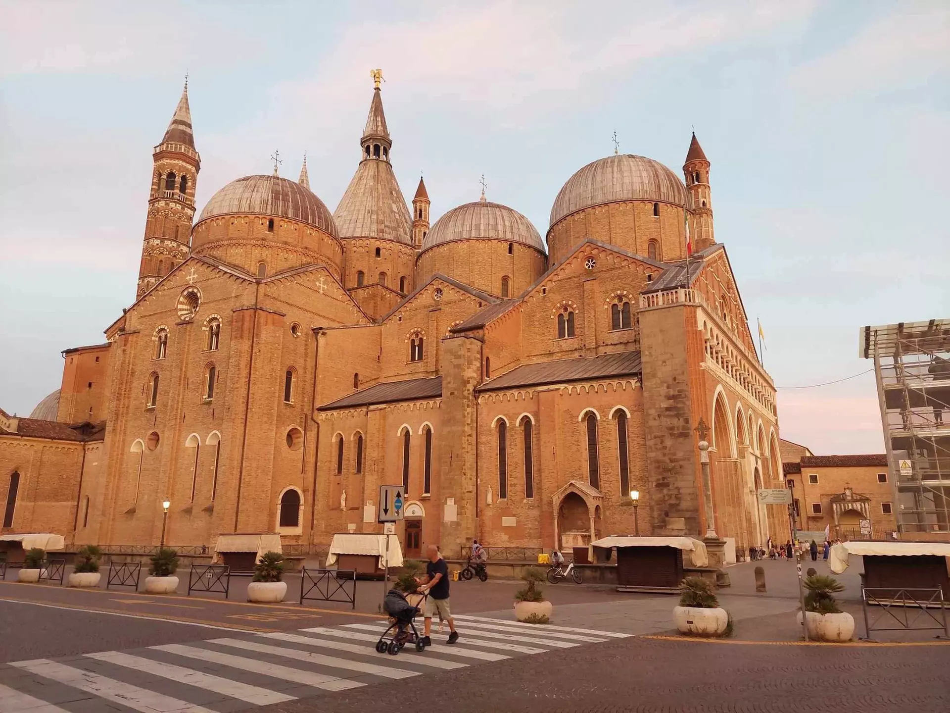 ✈ 6-Day Venice, Verona & Padua Trip w/ Air, Car & Hotel from Worldee