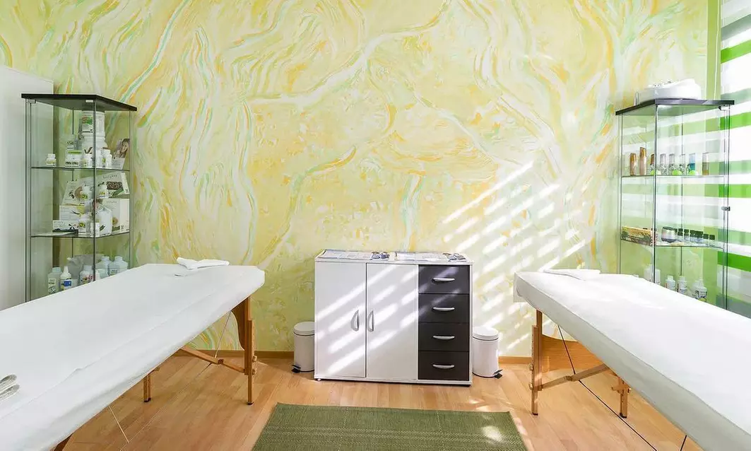 60-75 Min. Diamant-Mikrodermabrasion inkl. Hautanalyse für 1 Person