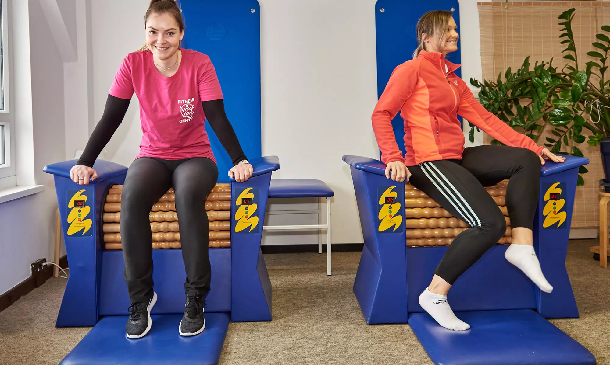 3er-, 5er, oder 20er-Karte für eine Rollen-Massage (bis zu 63% sparen) - Second Medium