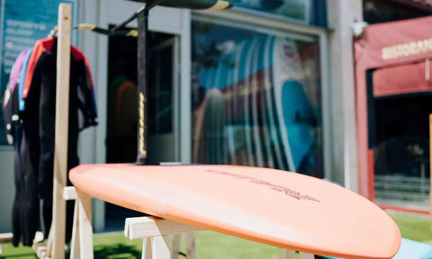 Aventura acuática con alquiler de paddle surf, kayak o tabla de surf