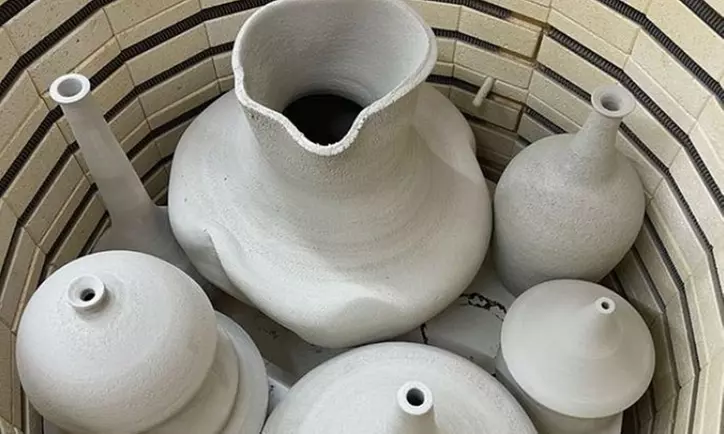 Hasta 40% de dto. en Curso de pintura de cerámica en Tiwona Taller de Cerámica Barcelona Workshops and Coworking