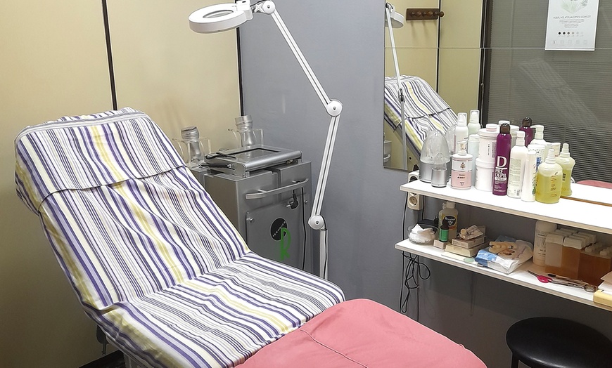 Image 2: Tratamiento facial con radiofrecuencia en Centro Estética Maje