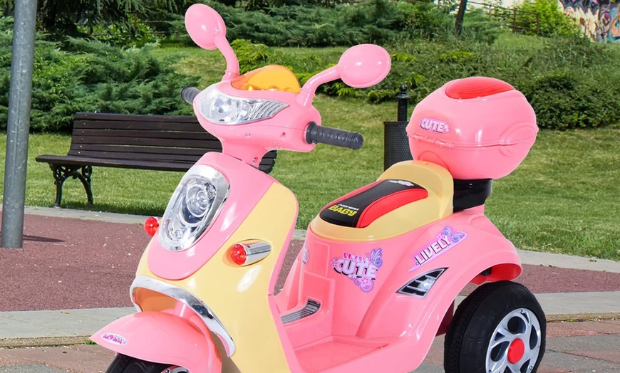 Image 7: HomCom Kids' Electric Ride-On Scooter