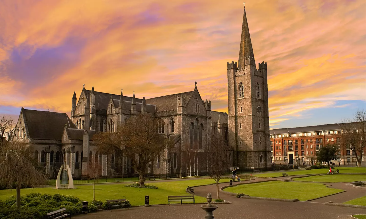 ✈ 8- or 9-Day Ireland Trip w/Air and Rental Car from Great Value Vacations. Price per Person Based on Double Occupancy. - Primary Image