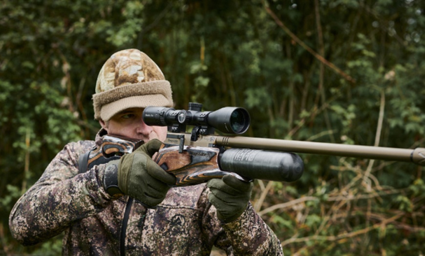 Image 3: Enjoy an Air Rifle Shooting Experience for Up To Six People