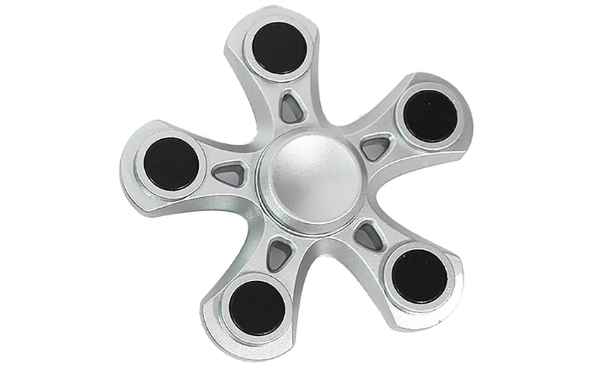 Image 4: Five-Spoke Fidget Finger Spinner