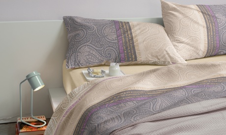 Completo letto matrimoniale Bassetti disponibile in 4 colori e 5 fantasie