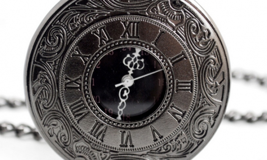 Image 2: Clamshell Unisex Pocket Watch