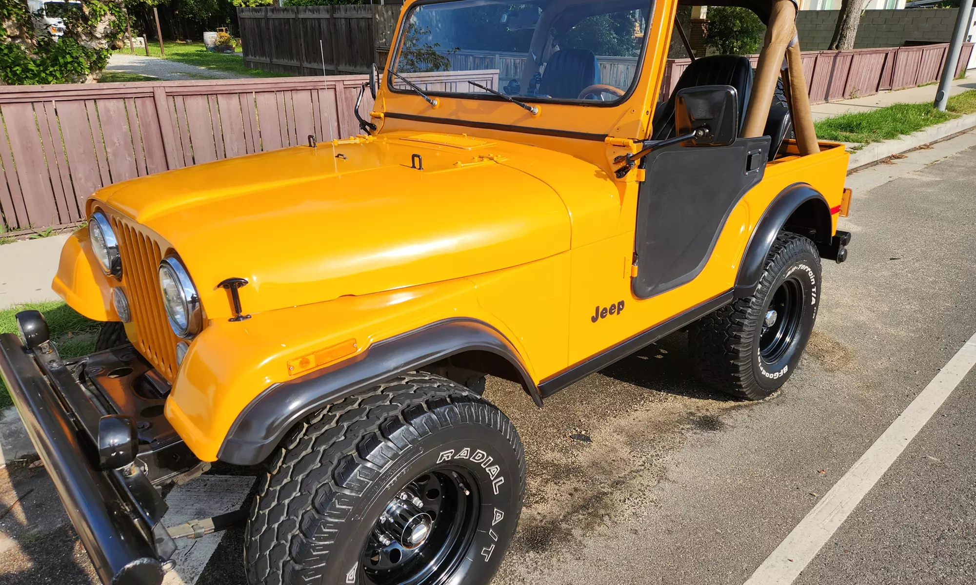 Complete Interior & Exterior Detail for Sedans/Coupes, SUV or Minivan