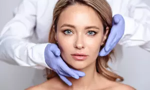 Mesotherapie und Skinbooster an 2 Zonen für 1 Person bei Heilpraktikerin Nicole Bruhn (bis 37% sparen)