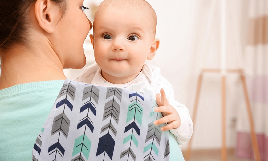 Image 2: Set of 4 Baby Feeding Bibs