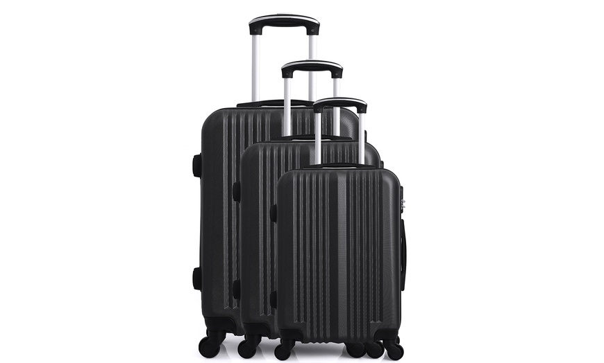 Image 8: Black Three-Piece Luggage Sets