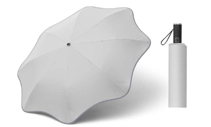 Image 10: Rounded-Corner Folding Umbrella