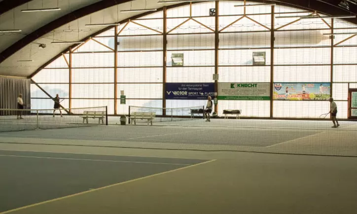 Erlebe schnellen Lernerfolg & Spaß mit einem Fast Learning Tennis-Kurs