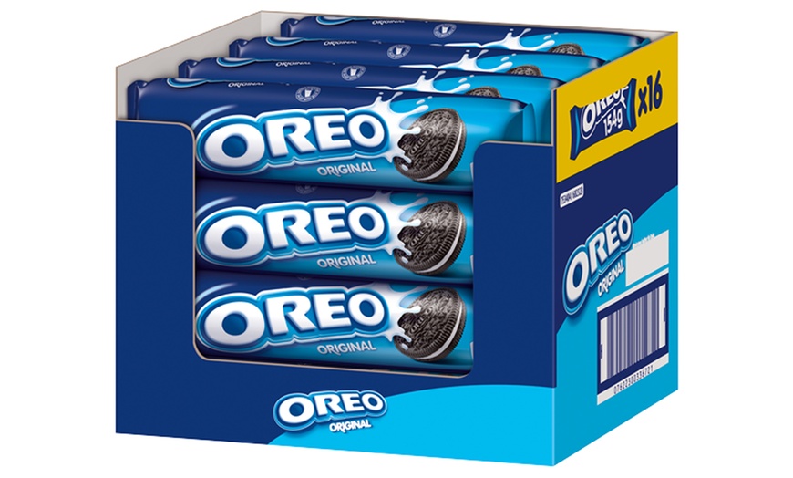 Image 1: 16-Pack of Oreo Biscuits 154g