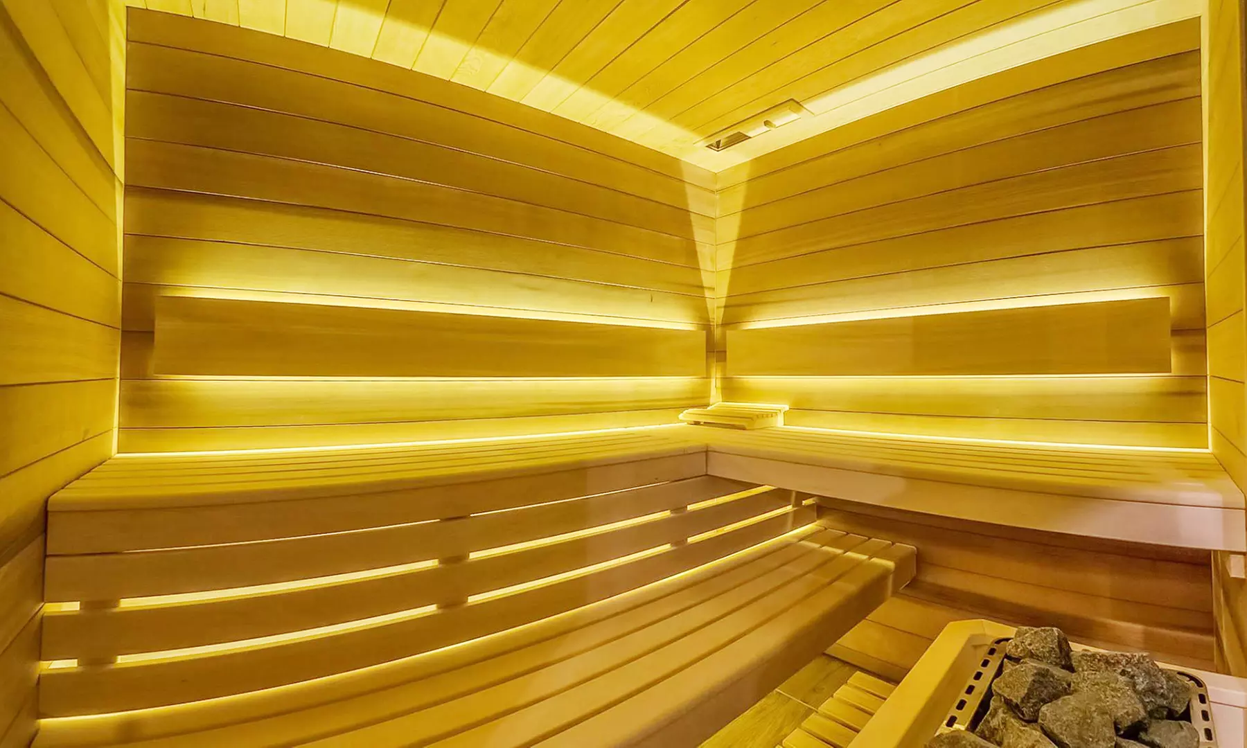 Białka Tatrzańska: 1-5 nocy z wyżywieniem i biletem do Term Bania