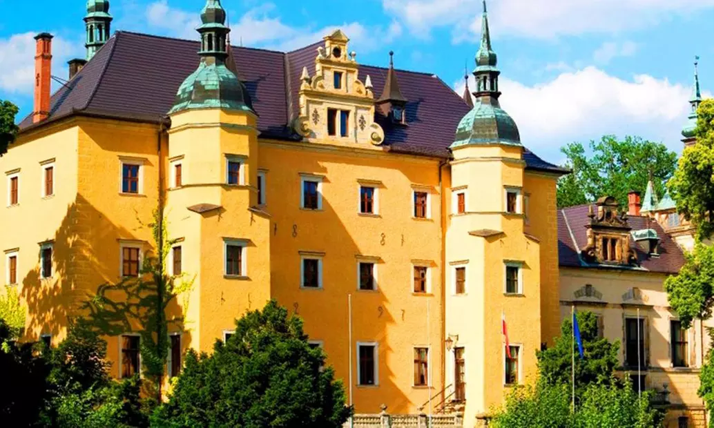 Niederschlesien: Doppelzimmer mit Halbpension auf dem Schloss